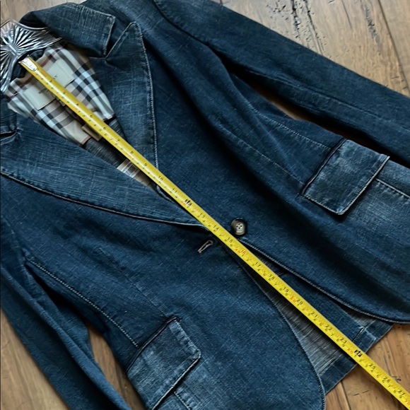 Burberry Blue Denim Women's Jacket - Picture 6 of 11